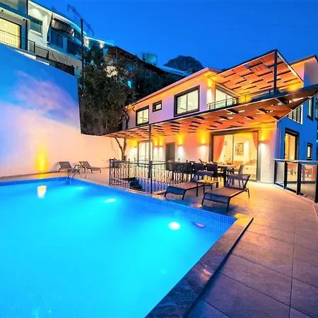 Ocean Vila *